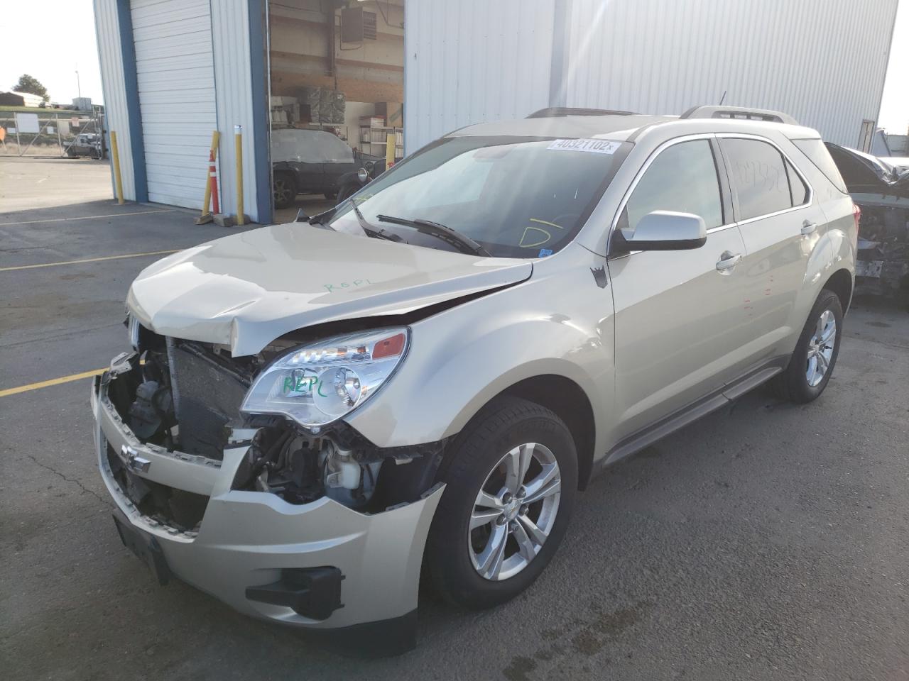Photo 2 from auction – 2015 CHEVROLET EQUINOX LT with VIN 2GNFLFEK6F6172989