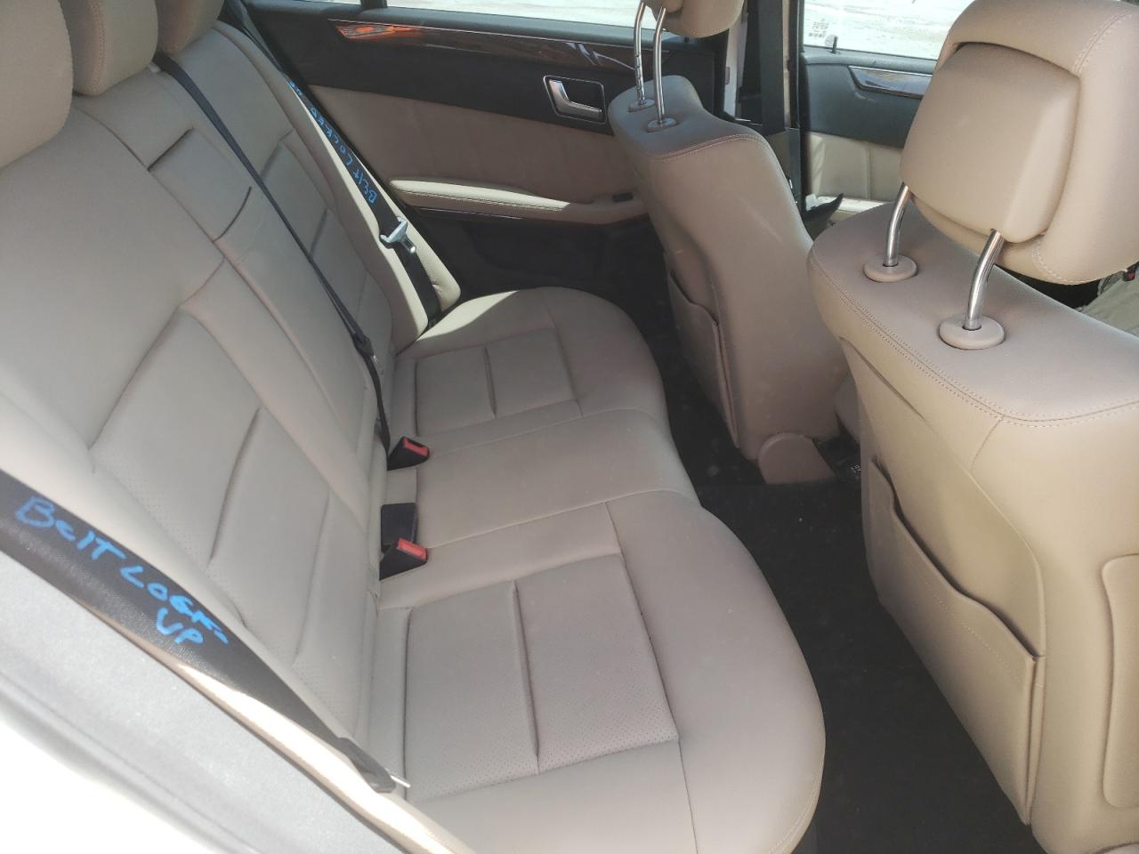 Photo 6 from auction – 2013 MERCEDES-BENZ E 350 with VIN WDDHF5KB2DA666134