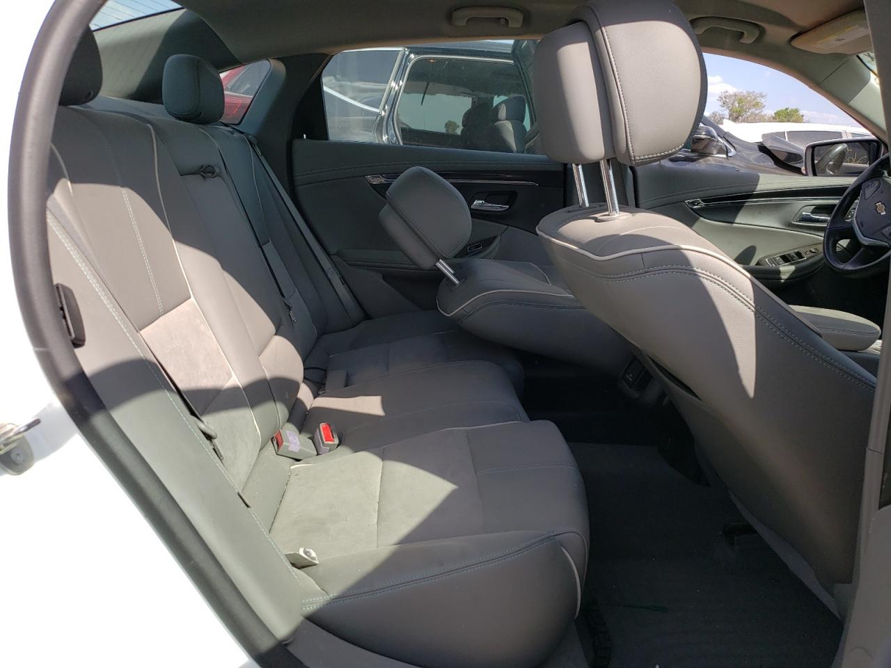 Photo 6 from auction – 2014 CHEVROLET IMPALA LT with VIN 2G1125S36E9174745