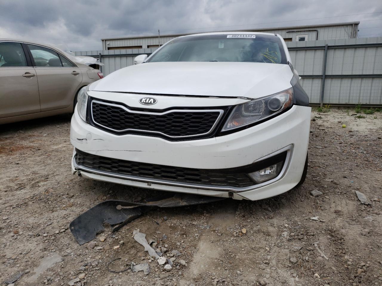 Photo 9 from auction – 2013 KIA OPTIMA HYB with VIN KNAGM4AD6D5060771
