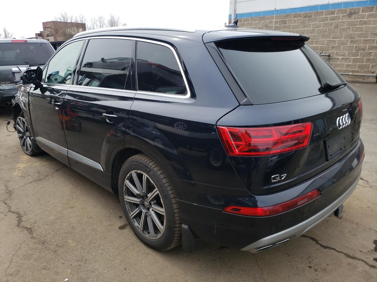 Photo 3 from auction – 2017 AUDI Q7 PRESTIG with VIN WA1VAAF71HD016428