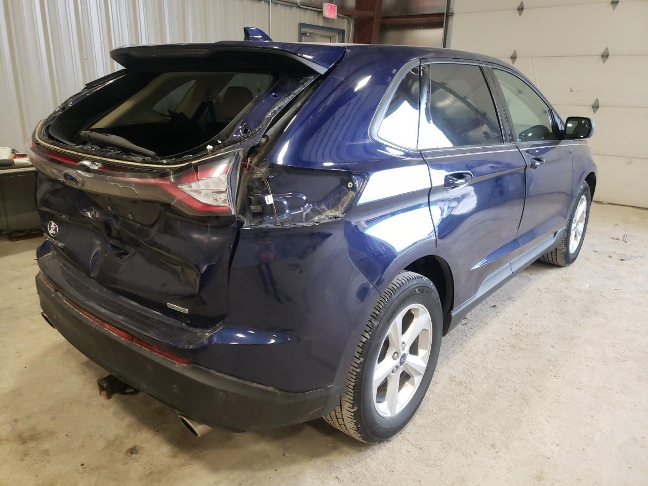 Photo 4 from auction – 2016 FORD EDGE SE with VIN 2FMPK3G92GBB71724