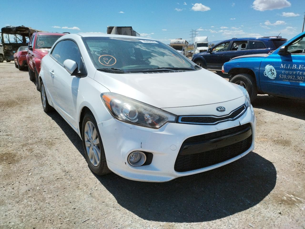 KIA FORTE EX 2016 with VIN KNAFX6A86G5596268 - Photo from auction