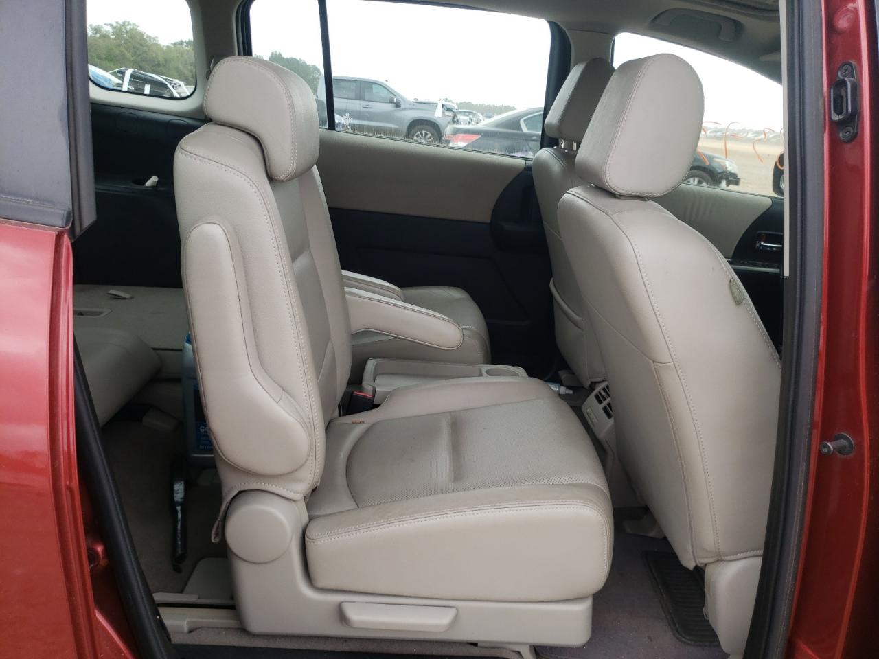 Photo 6 from auction – 2009 MAZDA 5 with VIN JM1CR293490348019