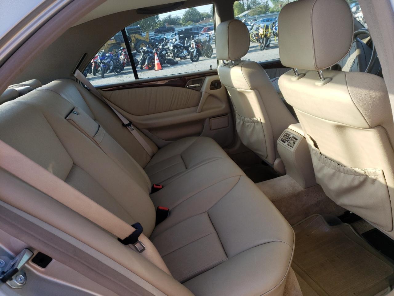 Photo 6 from auction – 1998 MERCEDES-BENZ E 320 with VIN WDBJF65F6WA617763