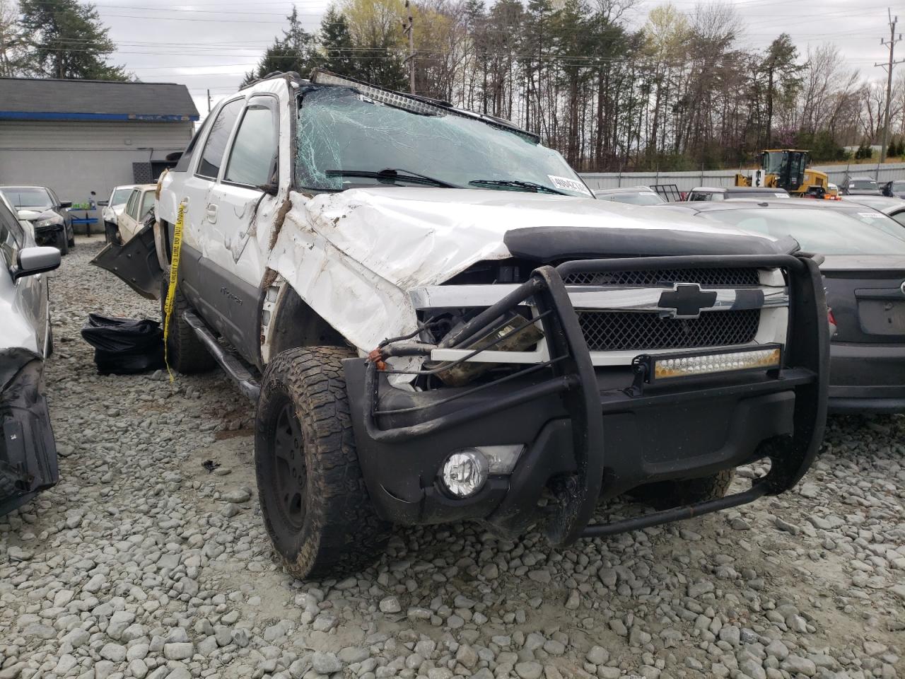 CHEVROLET AVALANCHE 2002 with VIN 3GNEK13TX2G164499 - Photo from auction