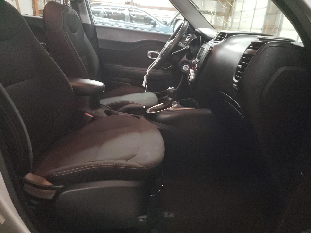 Photo 5 from auction – 2018 KIA SOUL with VIN KNDJN2A29J7570539