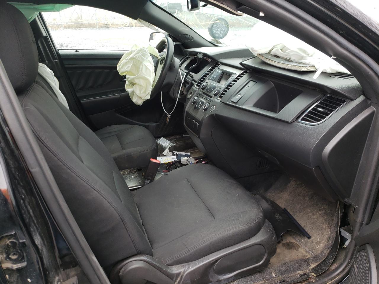 Photo 5 from auction – 2016 FORD TAURUS POL with VIN 1FAHP2MK3GG133798