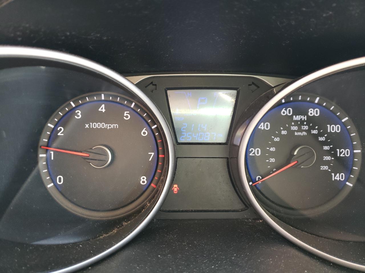Photo 8 from auction – 2011 HYUNDAI TUCSON GLS with VIN KM8JUCAC5BU159459