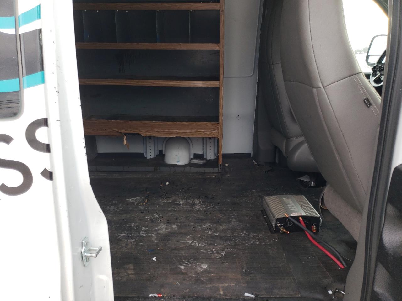 Photo 6 from auction – 2019 CHEVROLET EXPRESS G2 with VIN 1GCWGAFG4K1209352