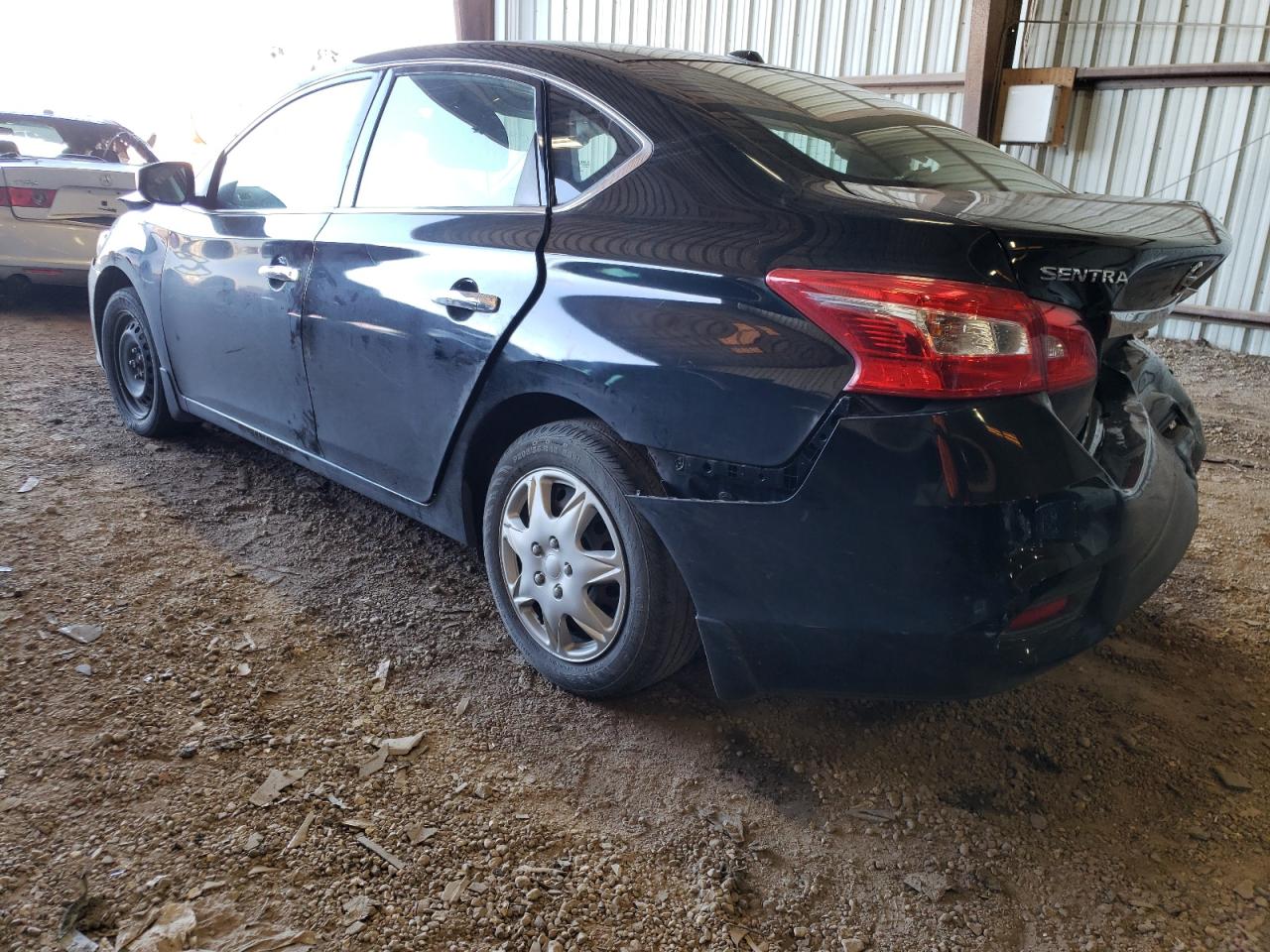 Photo 3 from auction – 2017 NISSAN SENTRA S with VIN 3N1AB7AP1HY328003
