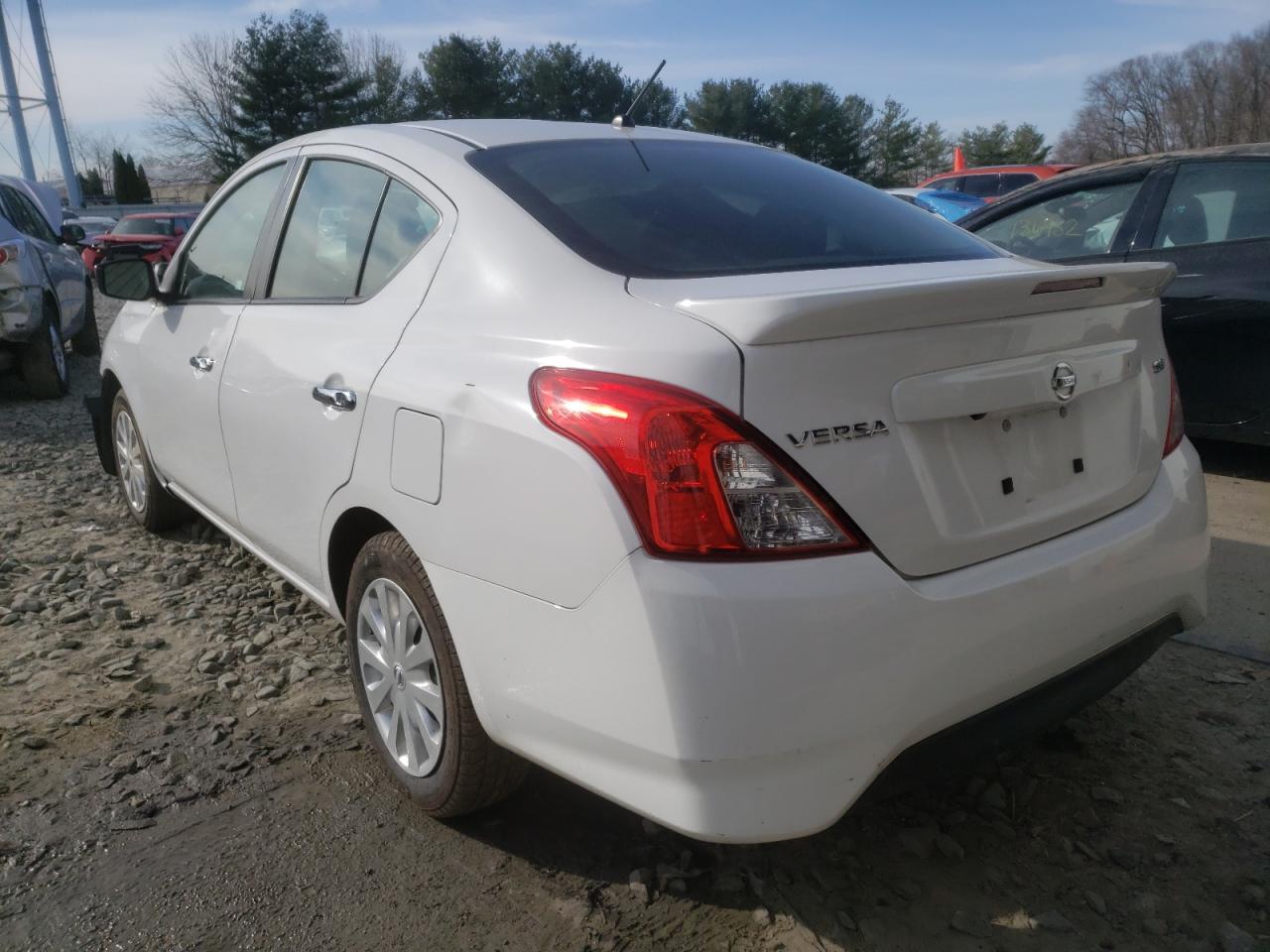 Photo 3 from auction – 2019 NISSAN VERSA S with VIN 3N1CN7AP3KL863886