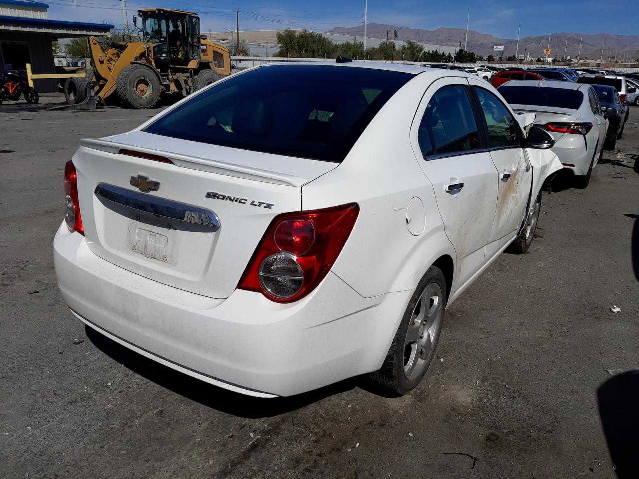 Photo 4 from auction – 2014 CHEVROLET SONIC LTZ with VIN 1G1JE5SG9E4128128
