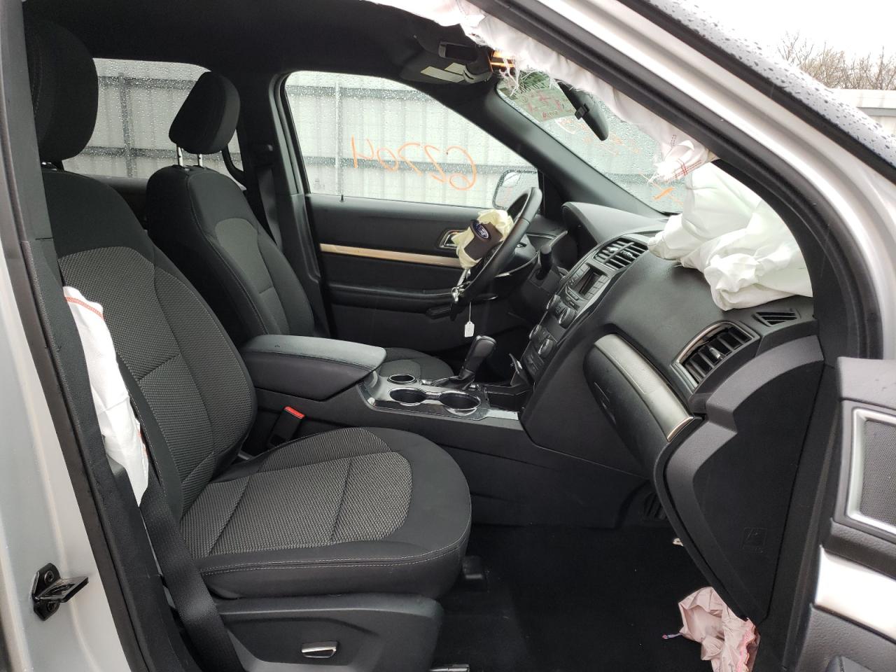 Photo 5 from auction – 2018 FORD EXPLORER X with VIN 1FM5K7D80JGC51808