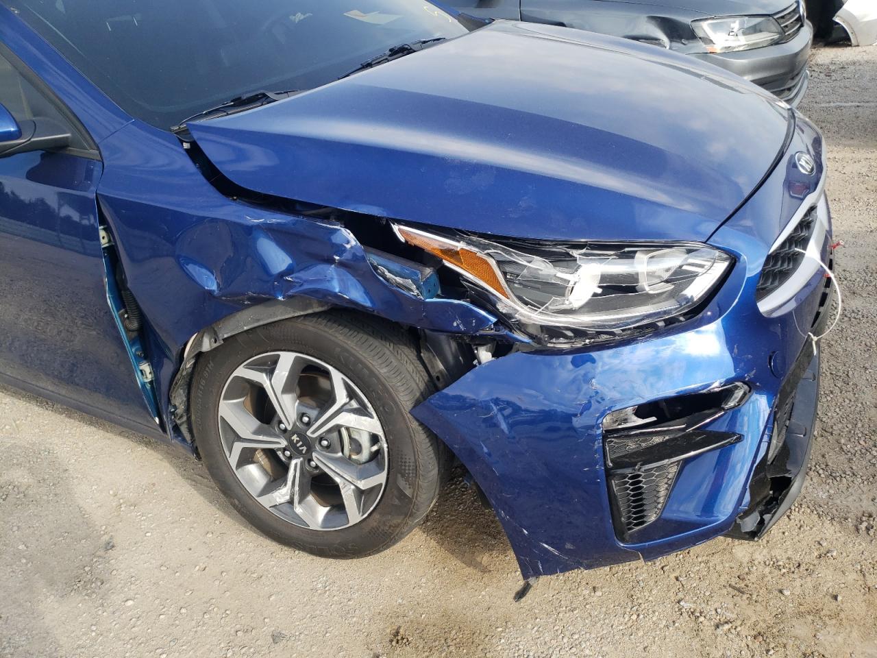 Photo 9 from auction – 2020 KIA FORTE FE with VIN 3KPF24AD8LE220995