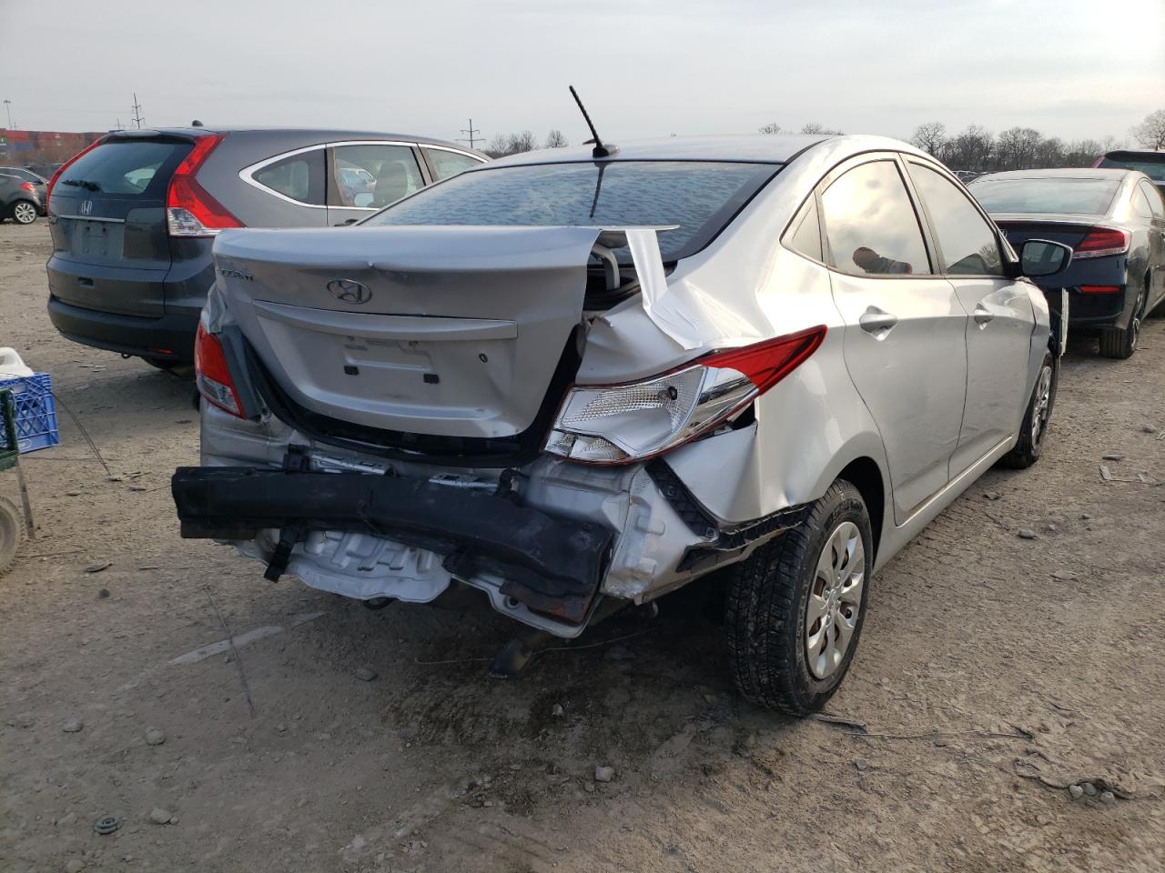 Photo 4 from auction – 2015 HYUNDAI ACCENT GLS with VIN KMHCT4AE4FU867372