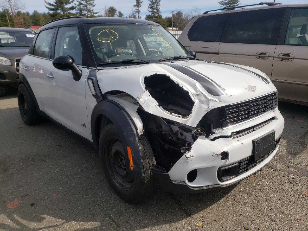MINI COOPER S C 2012 مع رقم تعريف المركبة WMWZC5C50CWM14932 - صورة من المزاد