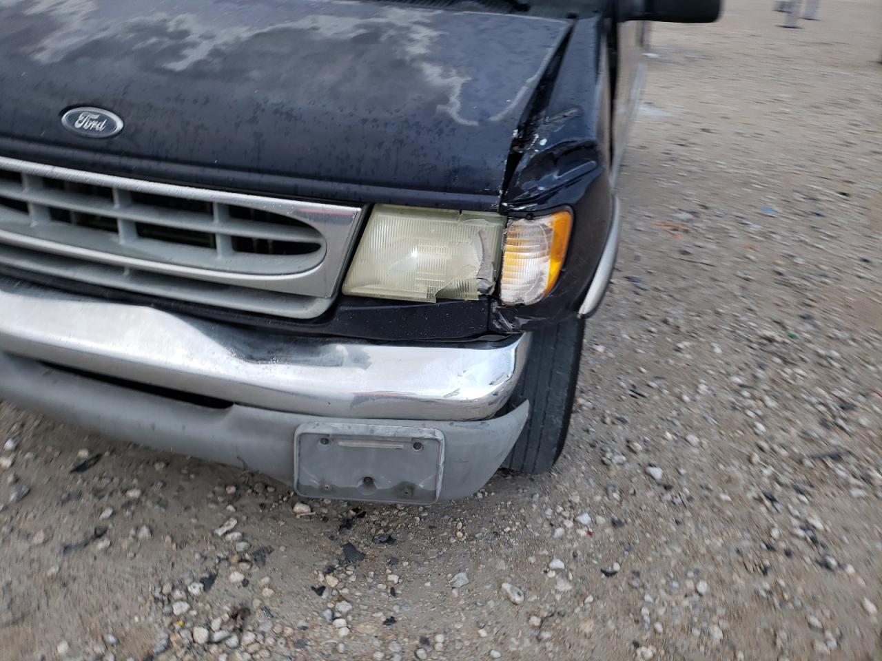 Photo 9 from auction – 2002 FORD ECONOLINE with VIN 1FDRE14L62HA54535
