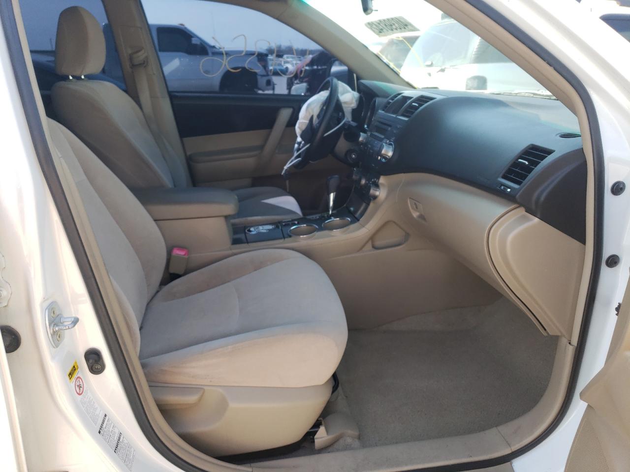 Photo 5 from auction – 2009 TOYOTA HIGHLANDER with VIN JTEES41A192151408