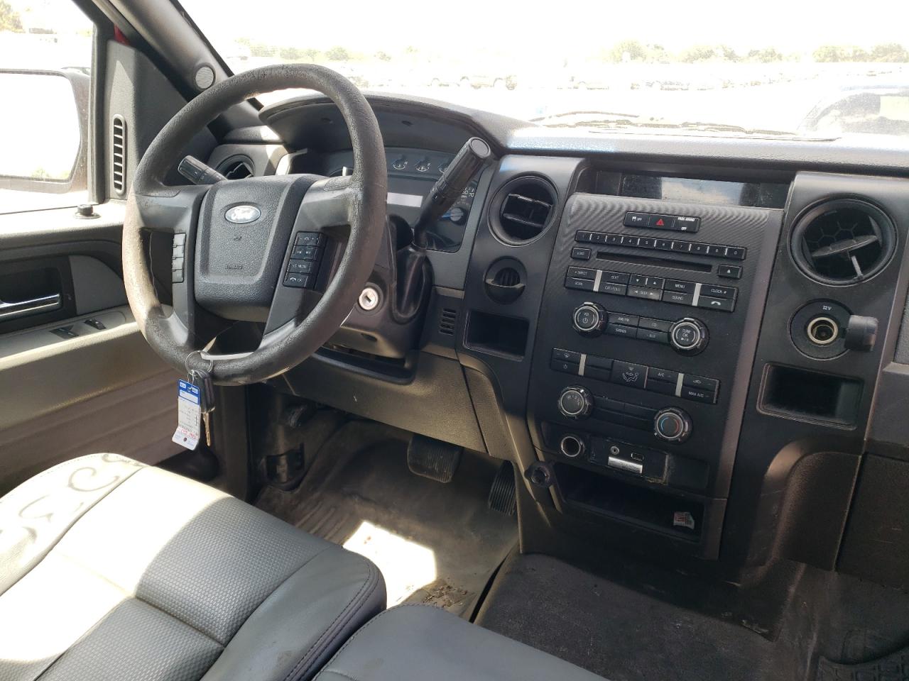 Photo 9 from auction – 2014 FORD F150 with VIN 1FTMF1CM0EKF18092