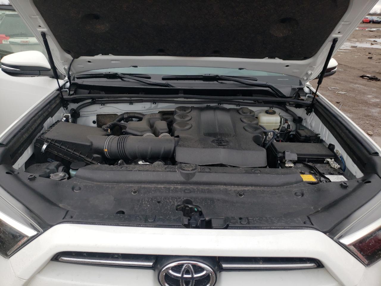 Photo 7 from auction – 2020 TOYOTA 4RUNNER SR with VIN JTEBU5JR2L5774308