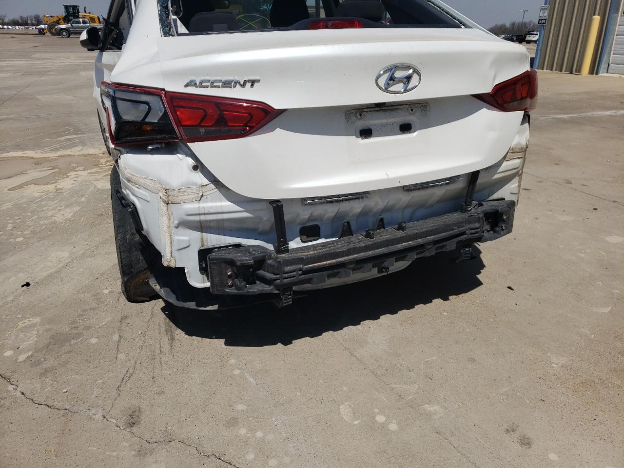 Photo 10 from auction – 2019 HYUNDAI ACCENT SE with VIN 3KPC24A36KE067560