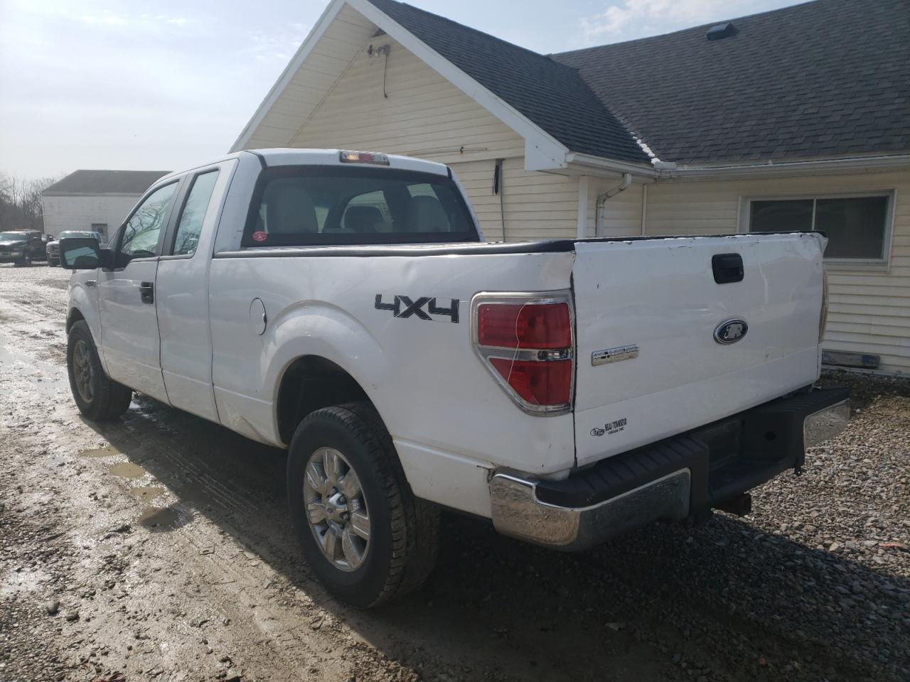 Photo 3 from auction – 2010 FORD F150 SUPER with VIN 1FTEX1E85AFC63637
