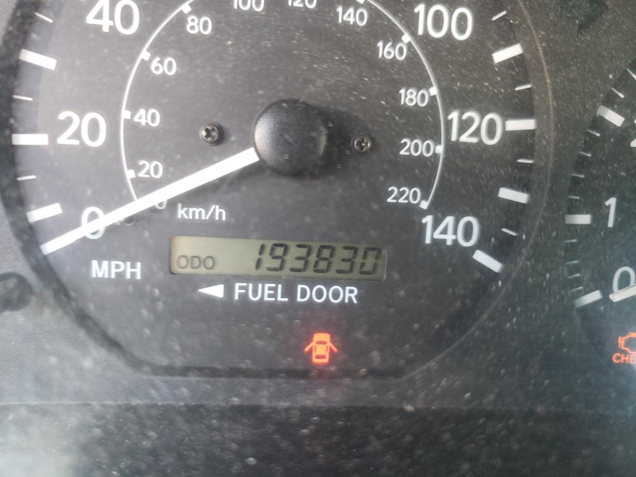 Photo 8 from auction – 2000 TOYOTA CAMRY CE with VIN JT2BG22K1Y0412401