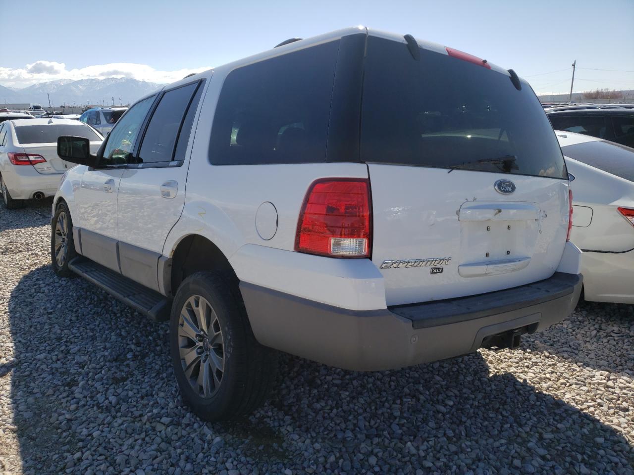 Photo 3 from auction – 2003 FORD EXPEDITION with VIN 1FMPU16W33LB28106