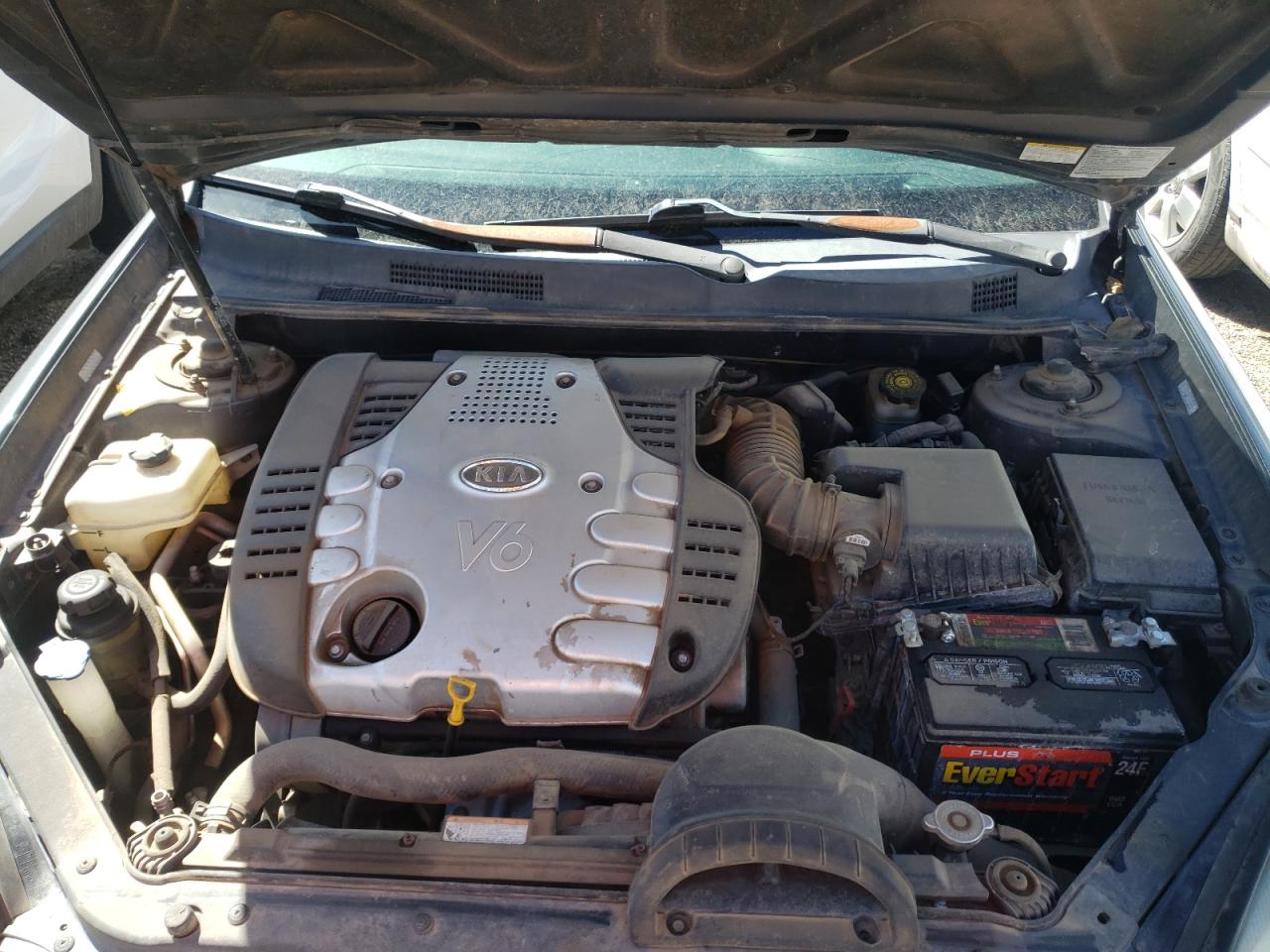 Photo 7 from auction – 2006 KIA OPTIMA LX with VIN KNAGE124465045585