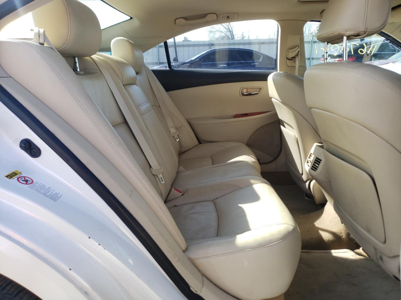 صورة رقم 6 من المزاد - 2011 LEXUS ES 350 مع VIN JTHBK1EG9B2451013