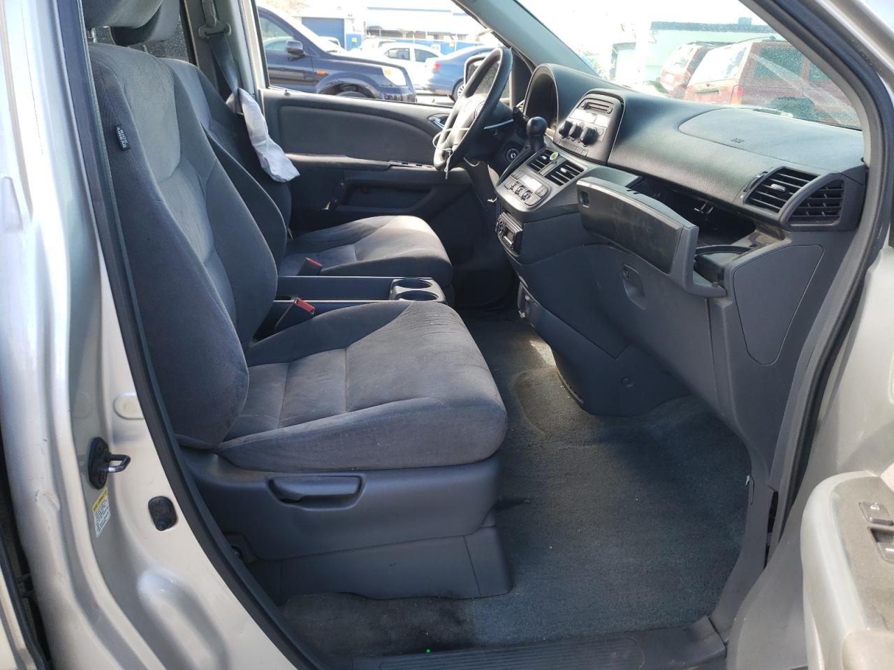 Photo 5 from auction – 2006 HONDA ODYSSEY EX with VIN 5FNRL38426B456308