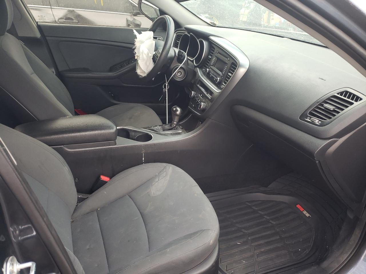 Photo 5 from auction – 2015 KIA OPTIMA LX with VIN KNAGM4A74F5568878