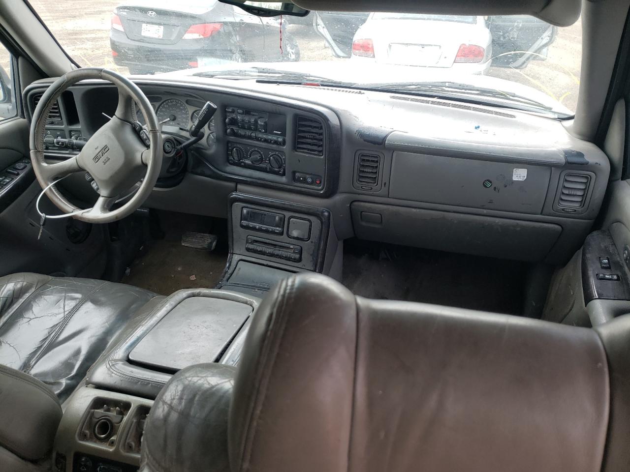 Zdjęcie 9 z aukcji – 2002 GMC DENALI z VIN 1GKEK63U02J206051