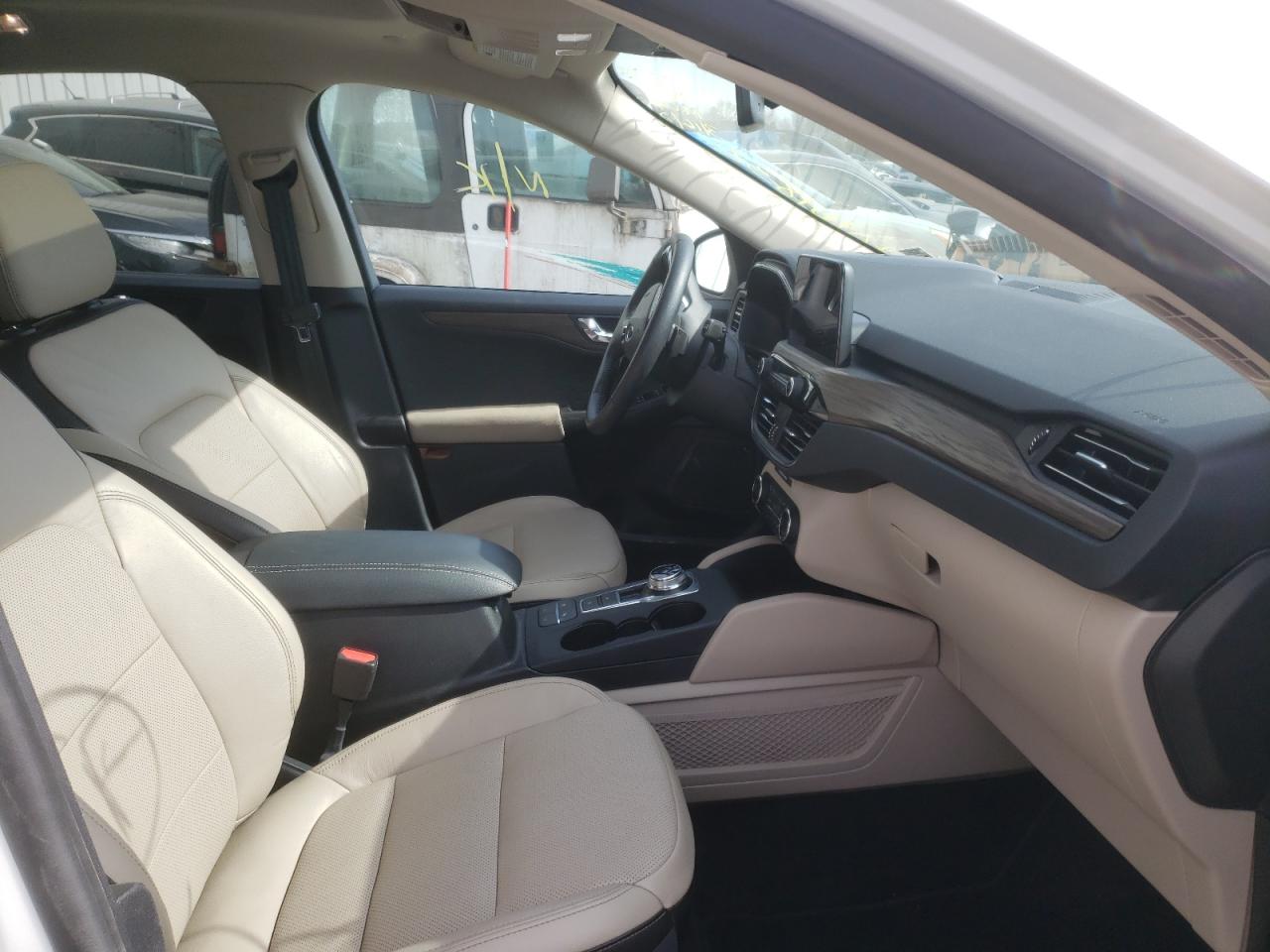 Photo 5 from auction – 2020 FORD ESCAPE TIT with VIN 1FMCU9J99LUA65862