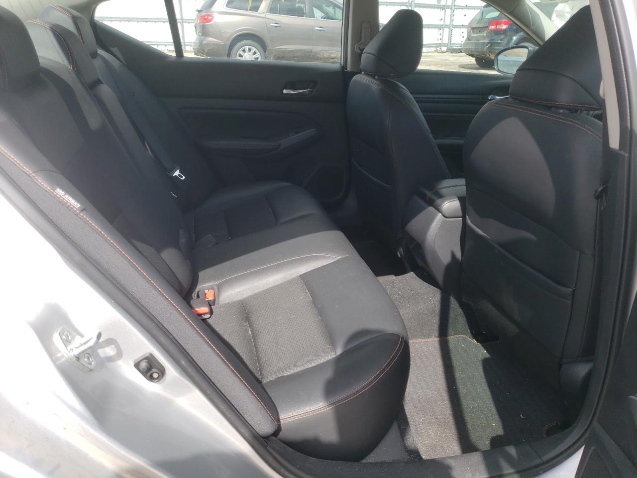 Photo 6 from auction – 2019 NISSAN ALTIMA SR with VIN 1N4BL4CV4KC177317