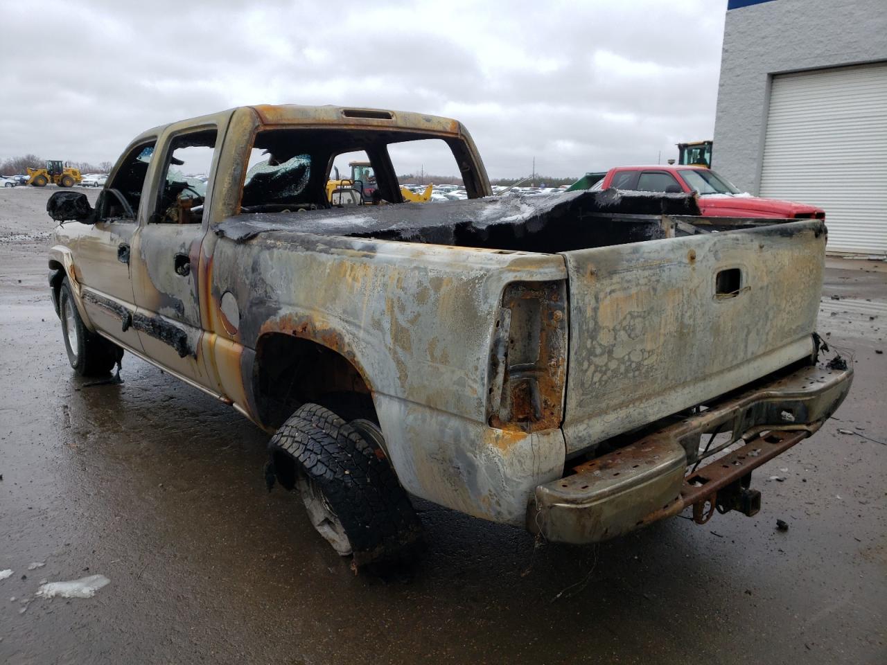 Photo 3 from auction – 2004 CHEVROLET SILVERADO with VIN 2GCEK13T741342907