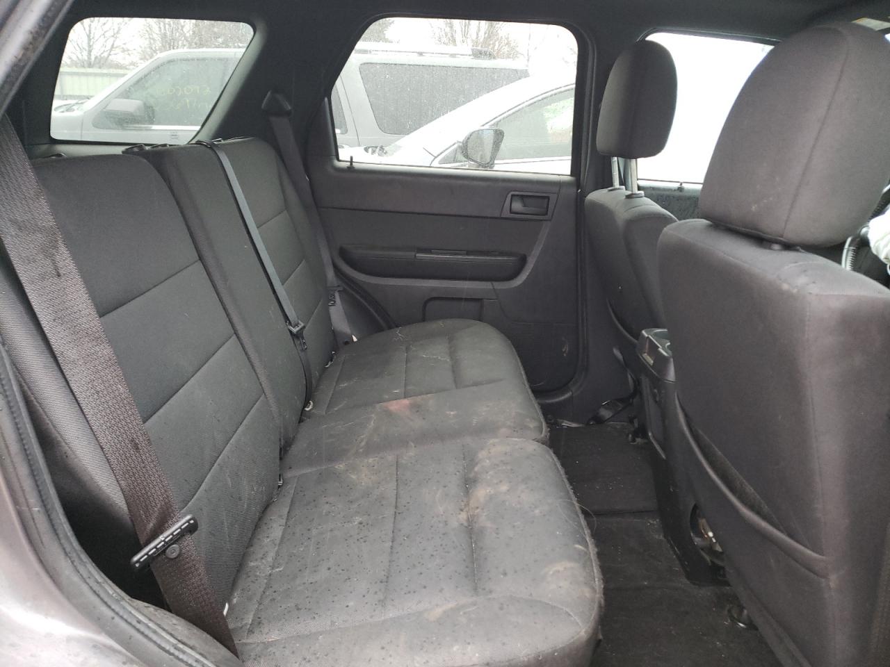 Photo 6 from auction – 2011 FORD ESCAPE XLT with VIN 1FMCU0D76BKA12956