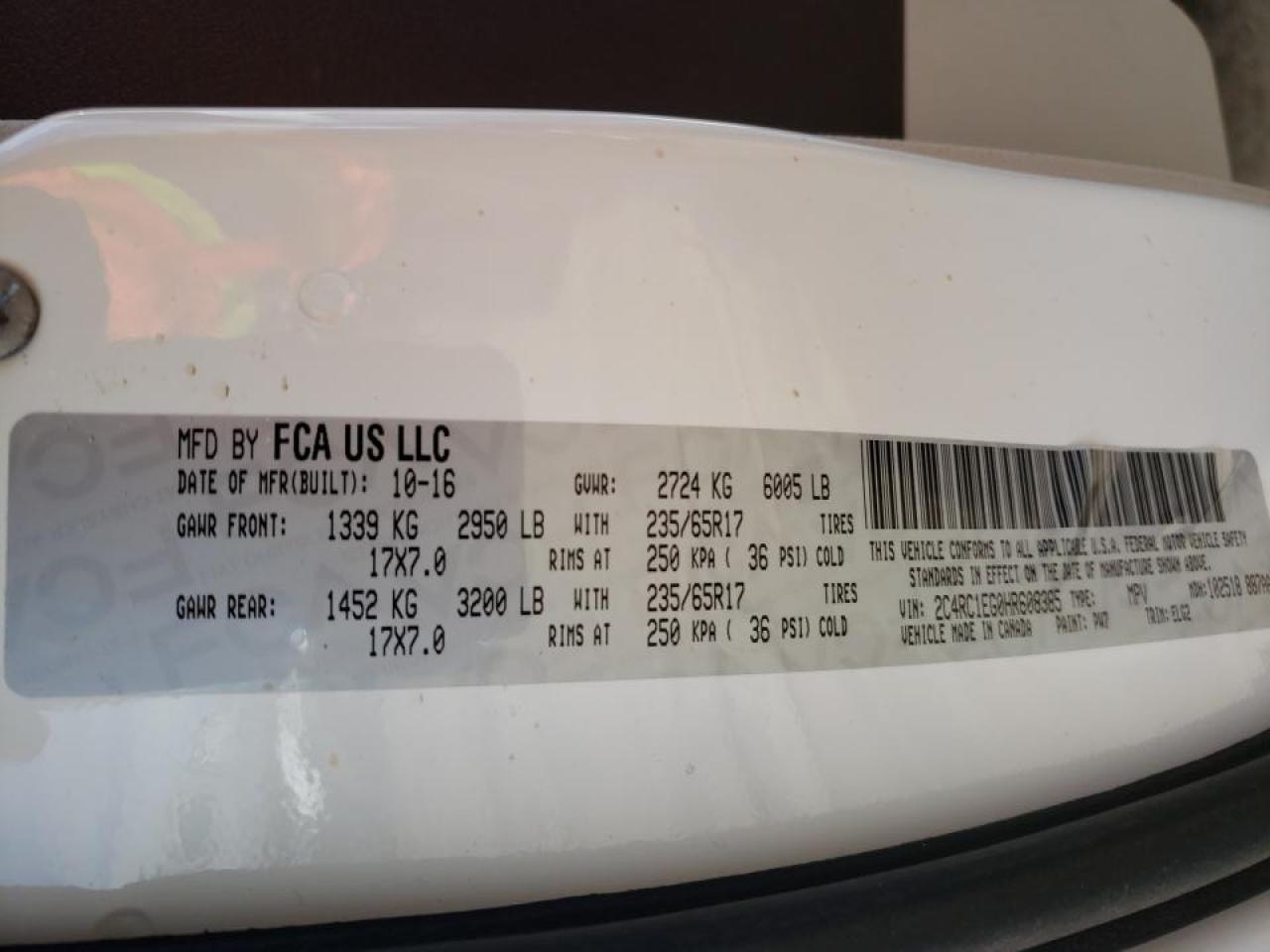 Photo 10 from auction – 2017 CHRYSLER PACIFICA T with VIN 2C4RC1EG0HR608385