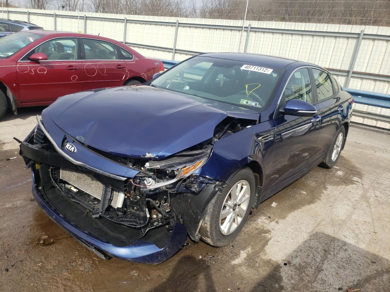 Photo 2 from auction – 2018 KIA OPTIMA with VIN 5XXGT4L34JG200771