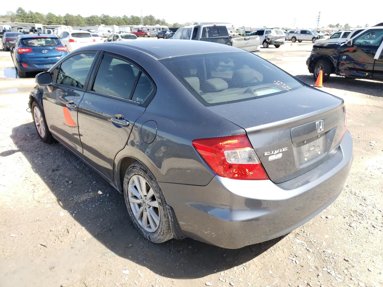 Фото 3 с аукциона – 2012 HONDA CIVIC EXL с VIN 19XFB2F90CE331968