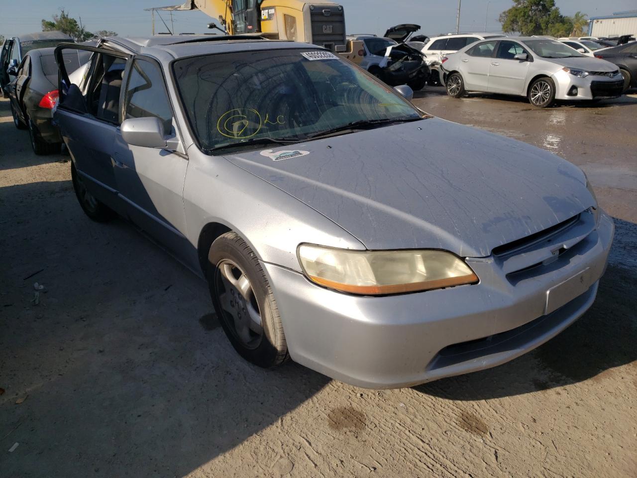 Photo 1 from auction – 2002 HONDA ACCORD EX with VIN 1HGCG16512A044167