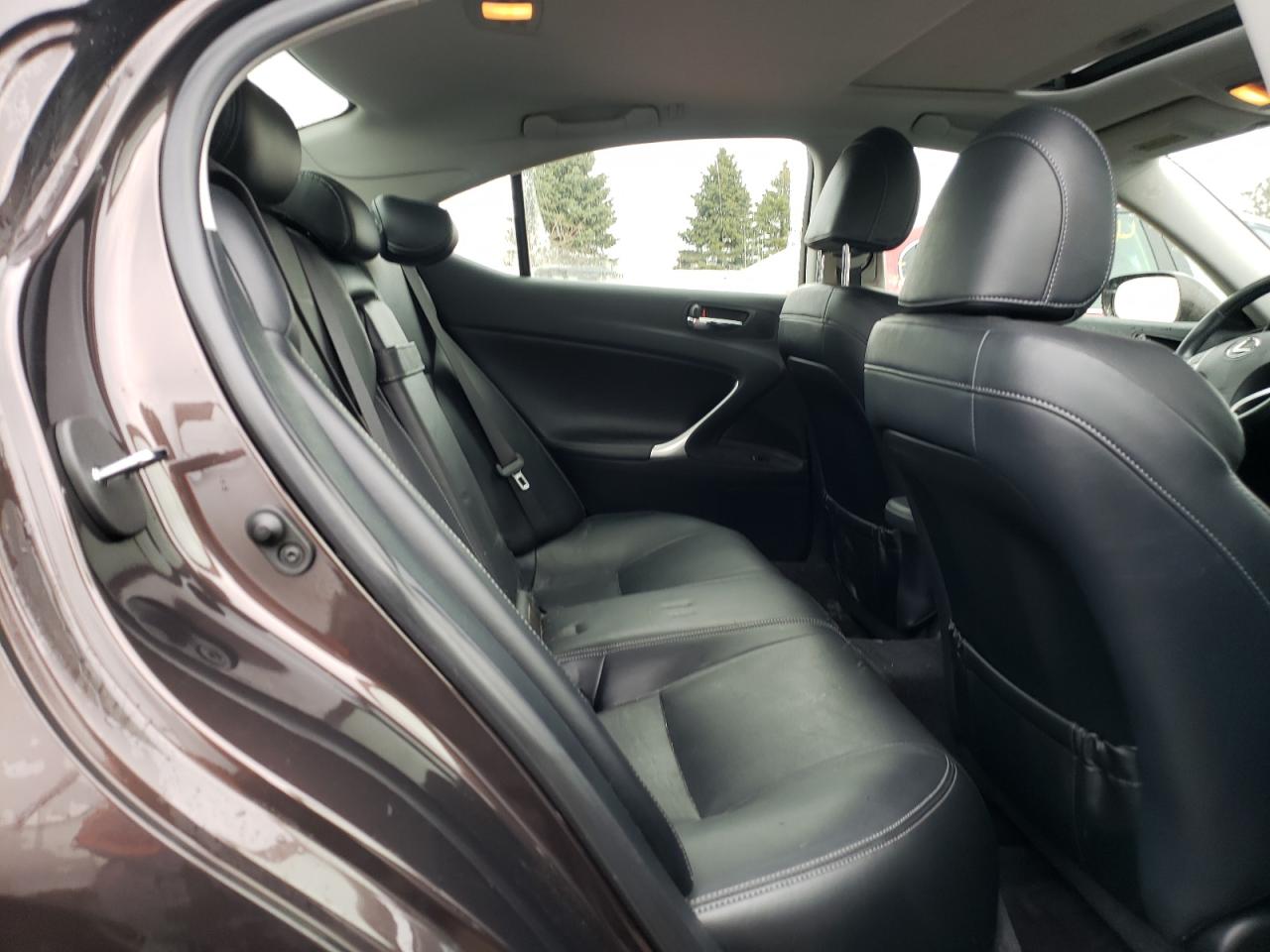 Photo 6 from auction – 2012 LEXUS IS 250 with VIN JTHCF5C20C5058881