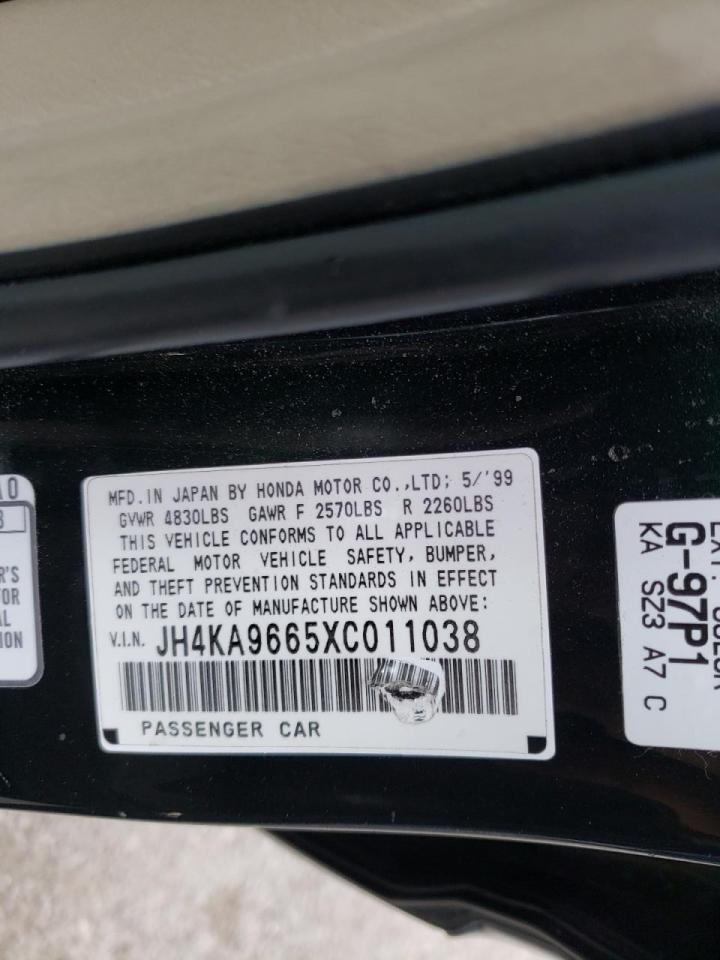 Photo 10 from auction – 1999 ACURA 3.5RL with VIN JH4KA9665XC011038