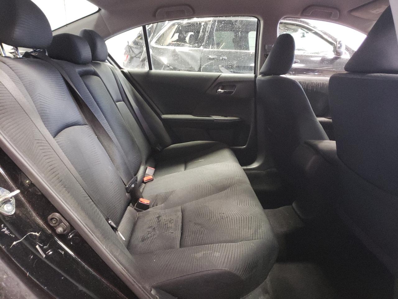 Photo 6 from auction – 2016 HONDA ACCORD LX with VIN 1HGCR2F30GA167478