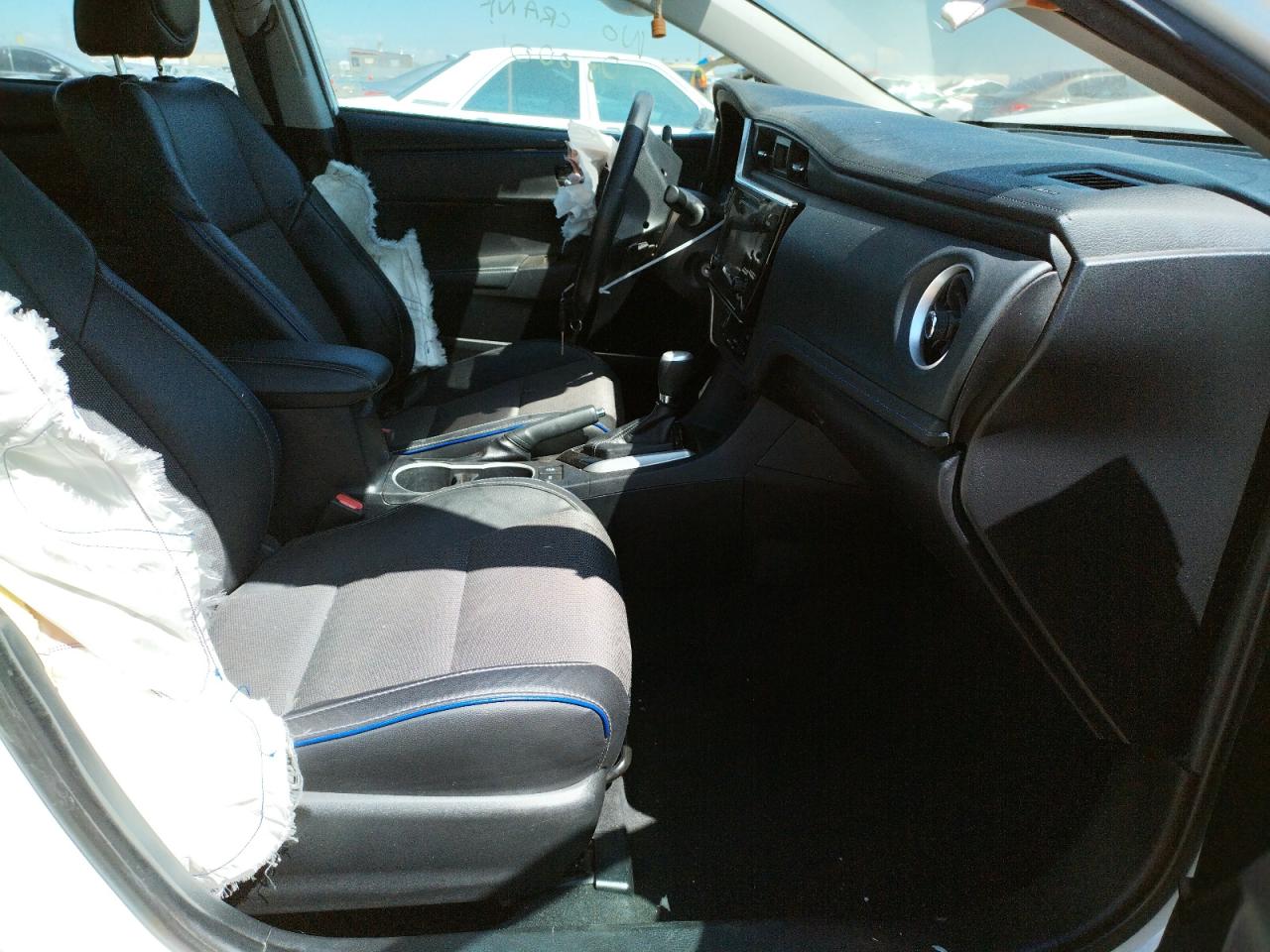 Photo 5 from auction – 2017 TOYOTA COROLLA L with VIN 2T1BURHE0HC794310