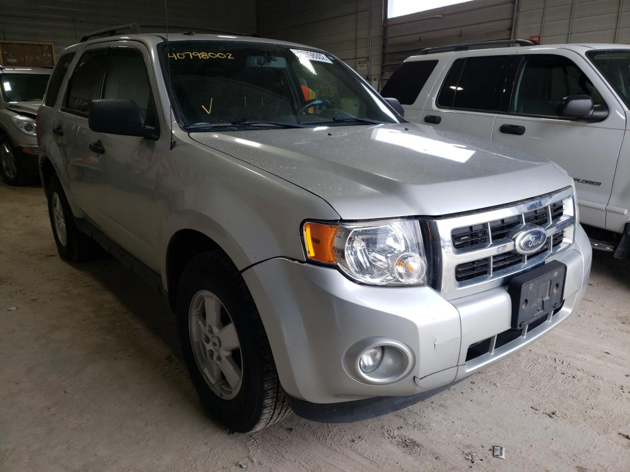 FORD ESCAPE XLT 2009 with VIN 1FMCU93G09KB80916 - Photo from auction