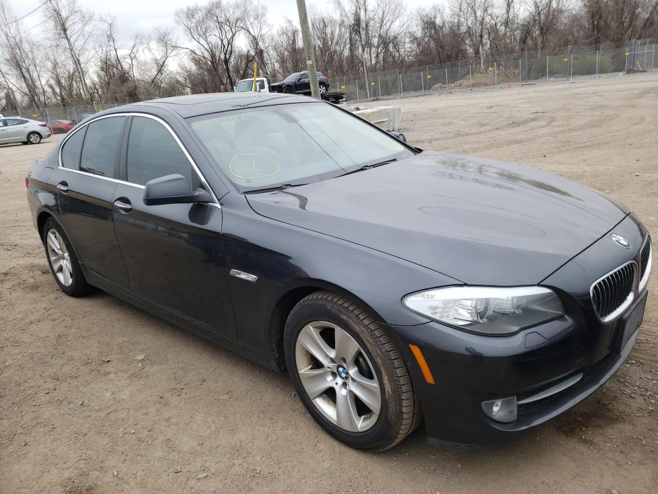 BMW 528 XI 2013 with VIN WBAXH5C56DD114740 - Photo from auction