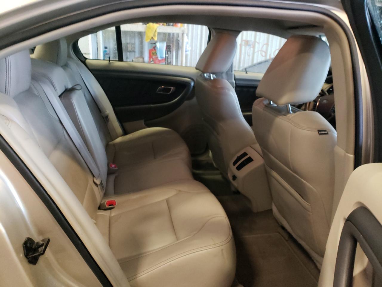 Photo 6 from auction – 2010 FORD TAURUS SEL with VIN 1FAHP2EW4AG106912