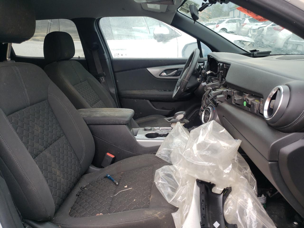 Photo 5 from auction – 2020 CHEVROLET BLAZER 2LT with VIN 3GNKBCRS6LS548436